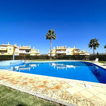 Valley 1 With Pool By Homing *