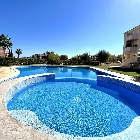 Valley 1 With Pool By Homing *