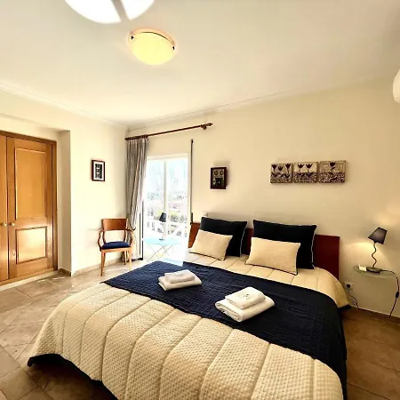 Valley 1 With Pool By Homing *