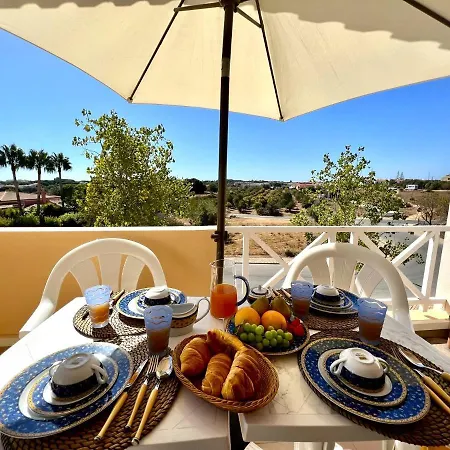 Valley 1 With Pool By Homing Апартаменты